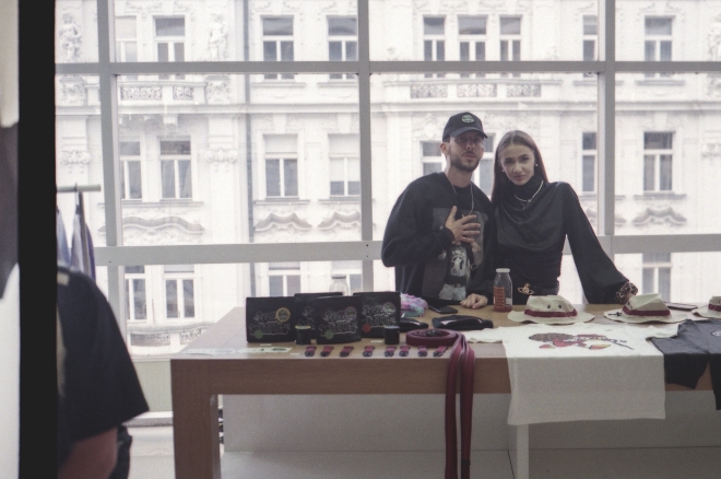 25 The Mag Con, OD Máj, Smack